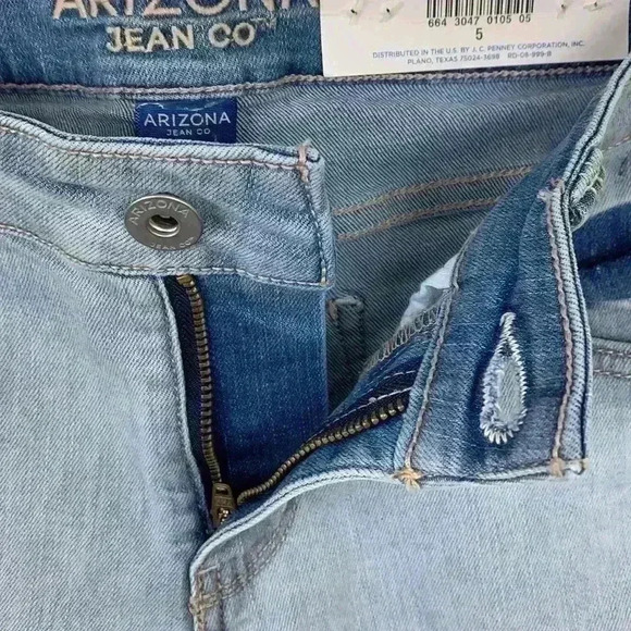 🆕NWT Arizona Jean Company Bermuda shorts - Picture 6 of 10